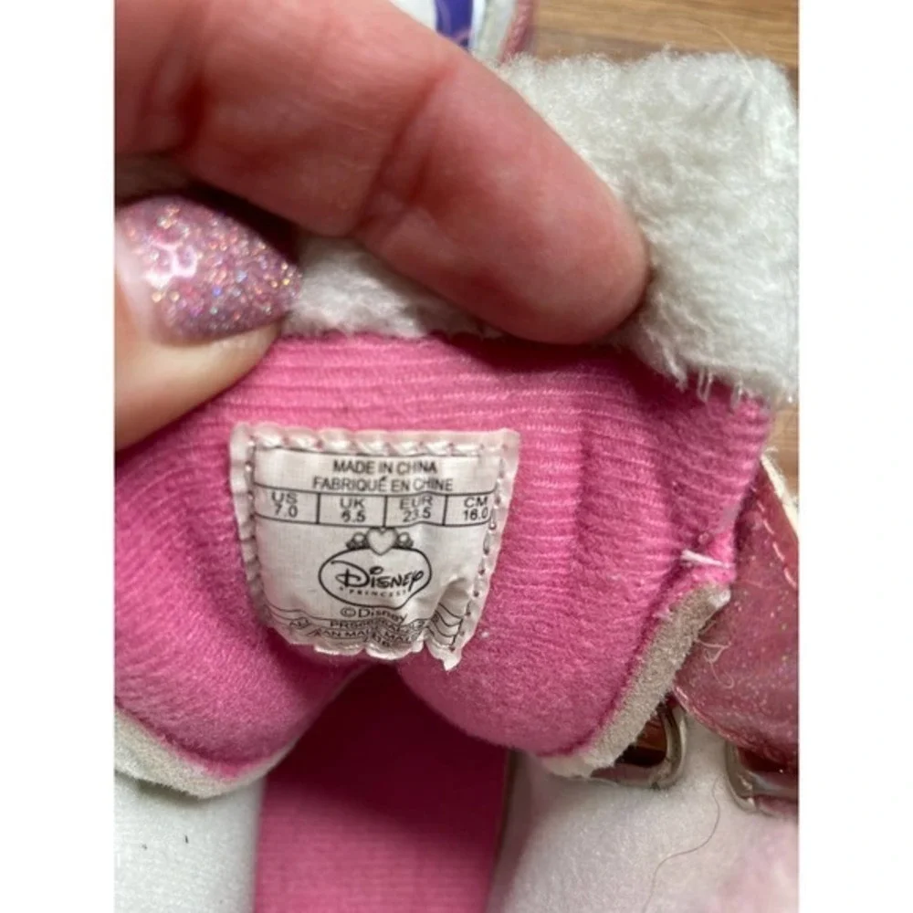 Disney True Princess Winter boots Size 7